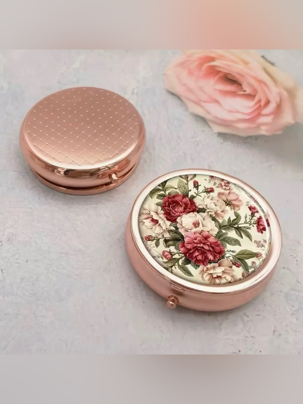 Floral Nature Inspired Pill Organizer 3-Compartment Compact Pill Case New